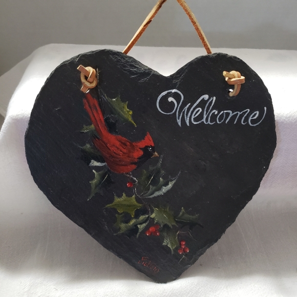 Beautiful hand painted Cardinal Slate - Picture 6 of 6